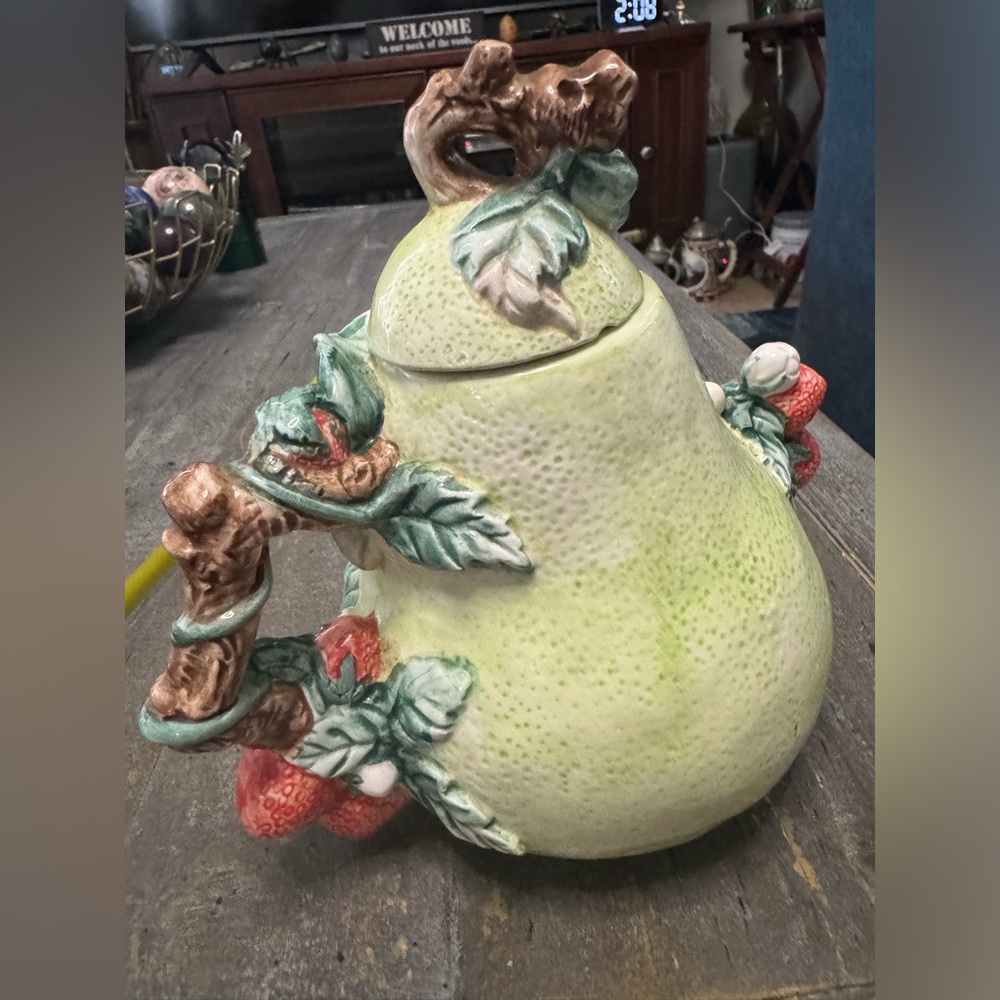 Vintage Heritage Mint Collectibles Ceramic Pear Strawberries Floral Teapot